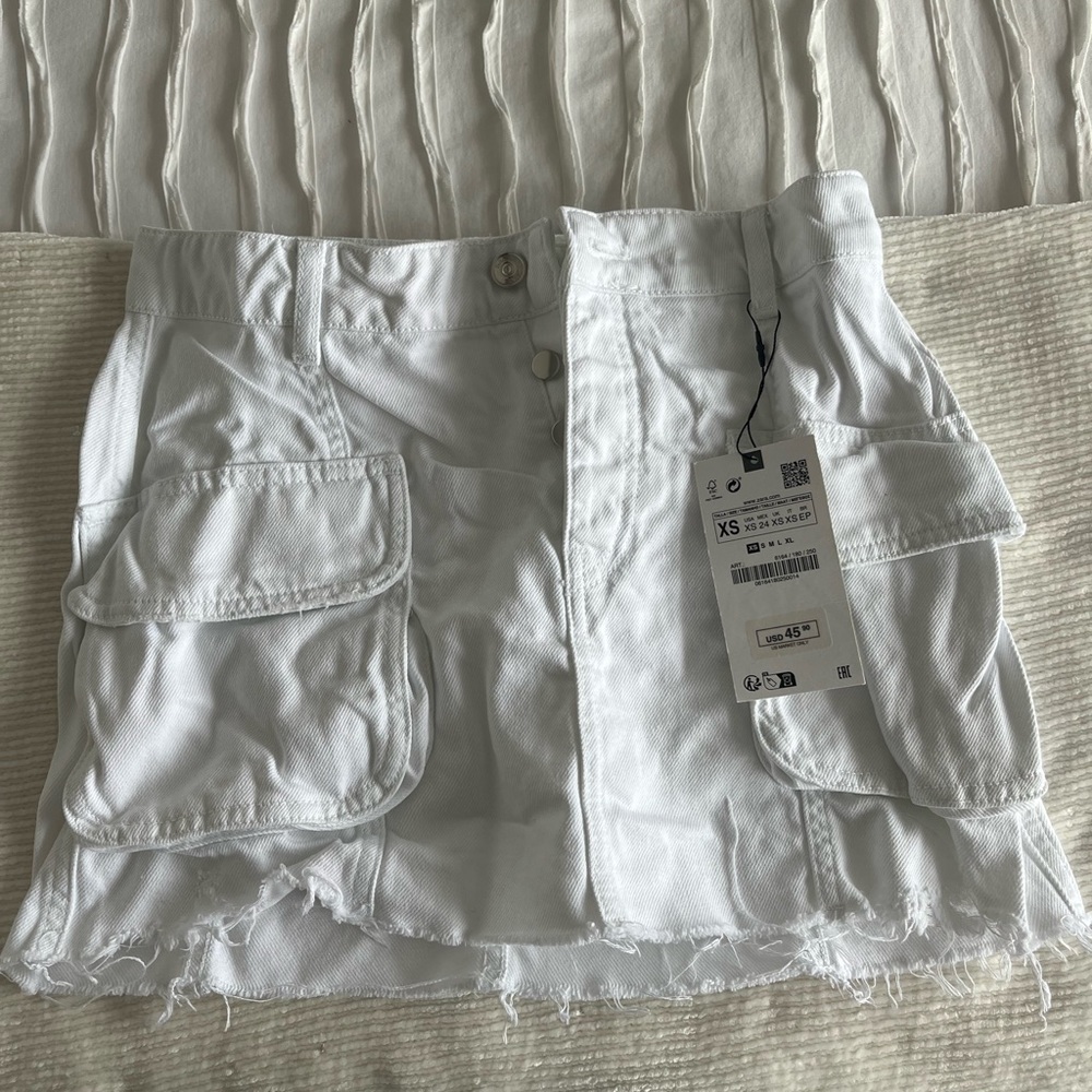 Zara Cargo Skirt White